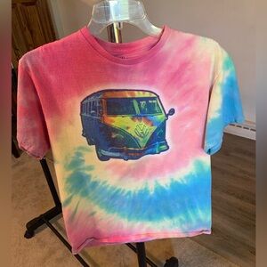 VW Women’s size medium Tie-Dye short sleeve t-shirt.